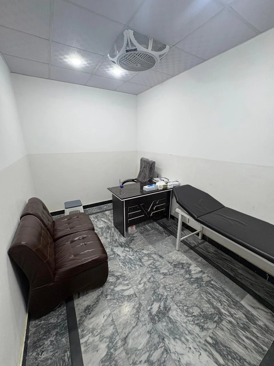 Arif Medical & Dental Complex &mdash; clinic photo