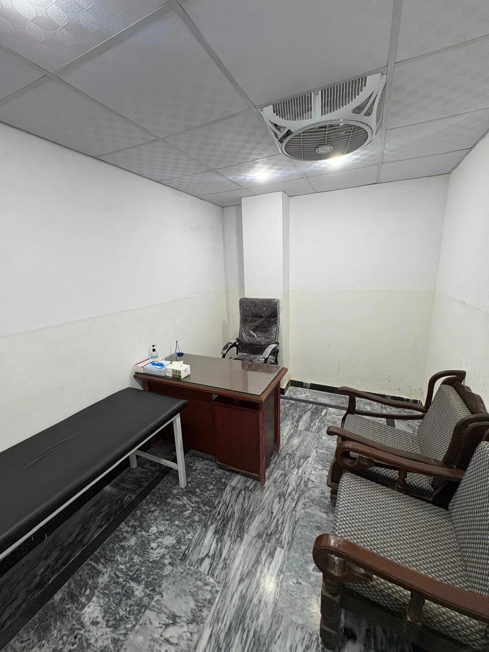 Arif Medical & Dental Complex &mdash; clinic photo